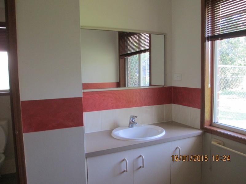 24 Executive Dr, Park Ridge QLD 4125