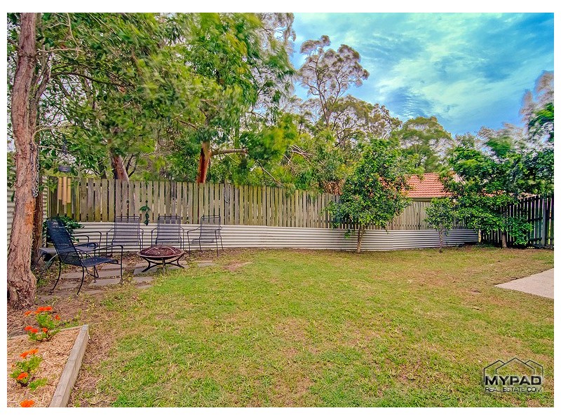25 Park Close, Hillcrest QLD 4118