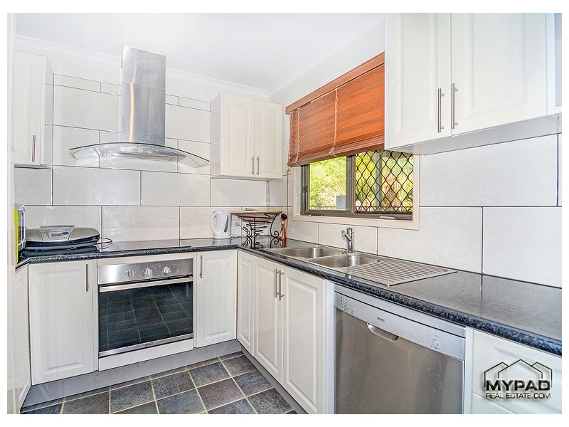 41 Spring Street, Jimboomba QLD 4280