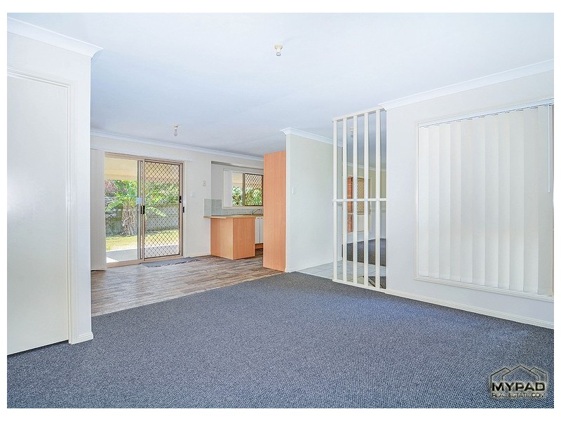 6 Noble Court, Regents Park QLD 4118