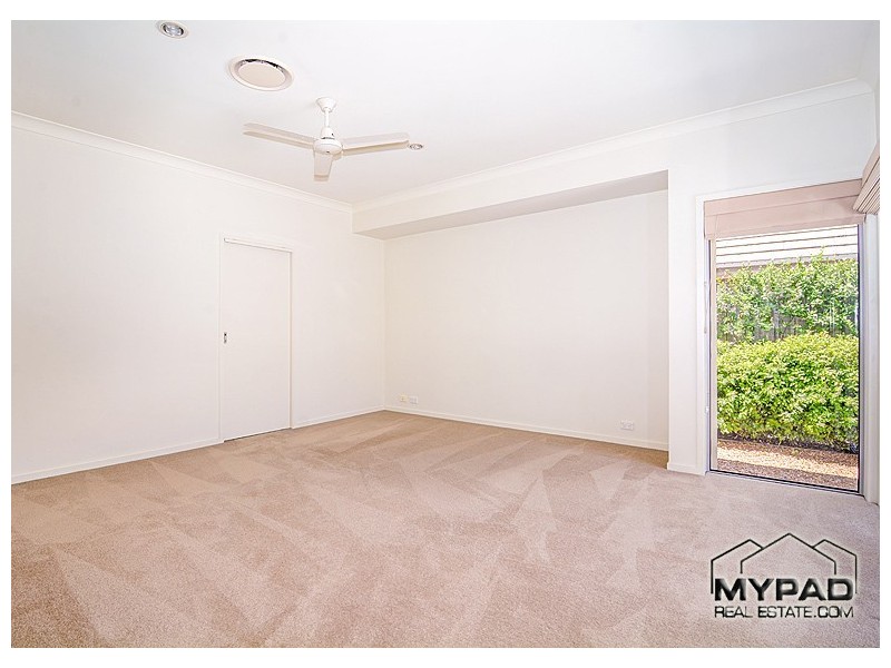2 Franklin Street, Wakerley QLD 4154