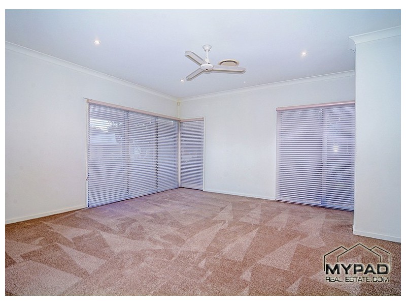 2 Franklin Street, Wakerley QLD 4154