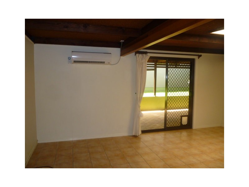2 Hazelwood Street, Shailer Park QLD 4128