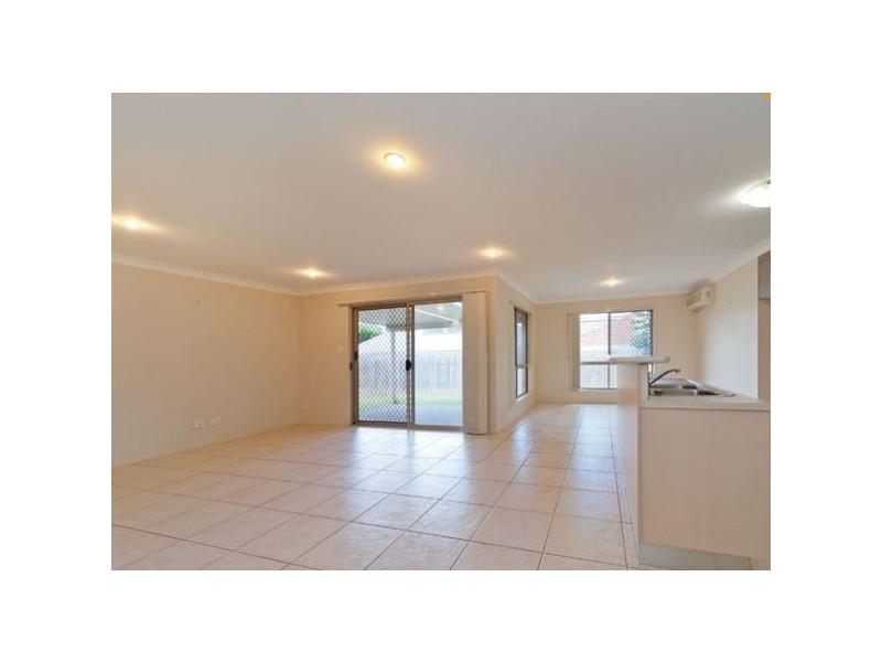 54 Richards St, Loganlea QLD 4131
