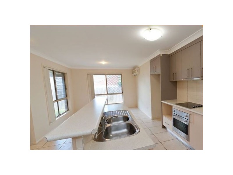 54 Richards St, Loganlea QLD 4131