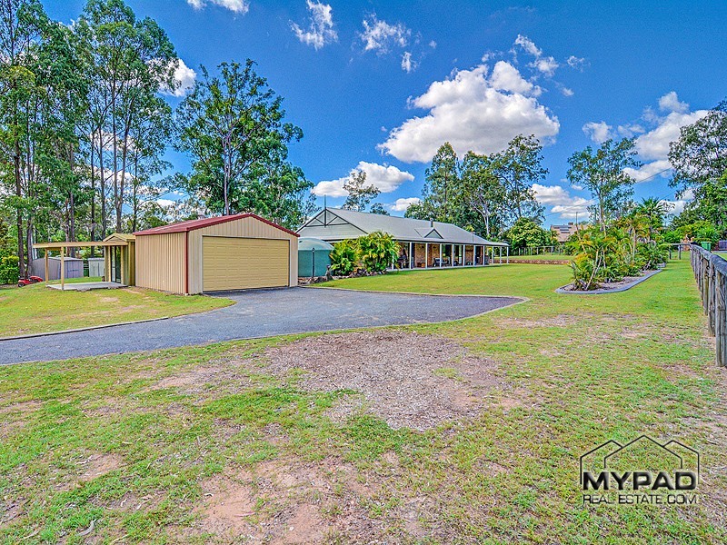 17 Gorky Place, Munruben QLD 4125