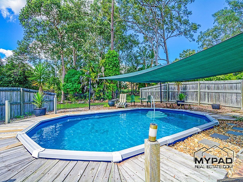 17 Gorky Place, Munruben QLD 4125