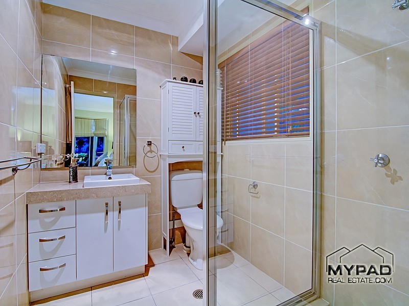 34 Teresa Drive, Munruben QLD 4125