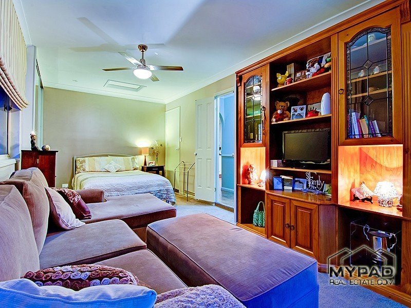 34 Teresa Drive, Munruben QLD 4125