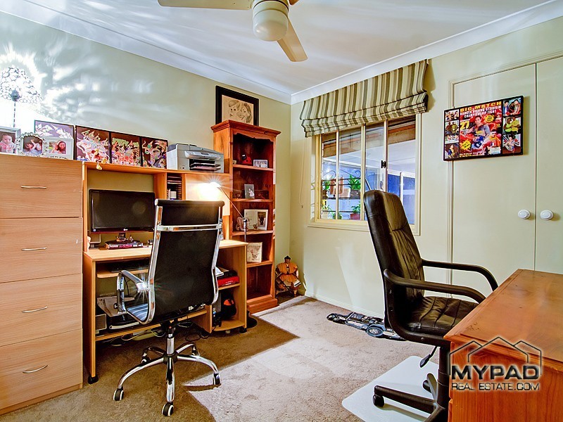34 Teresa Drive, Munruben QLD 4125