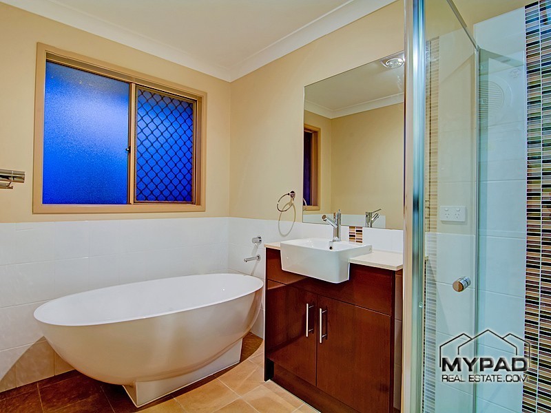 34 Teresa Drive, Munruben QLD 4125