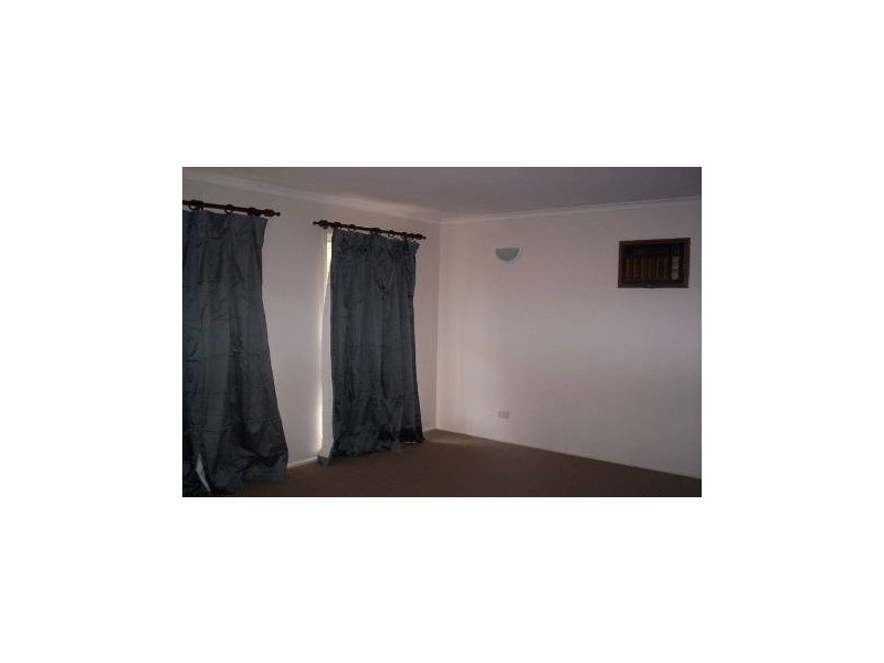 5 Coachwood St, Crestmead QLD 4132