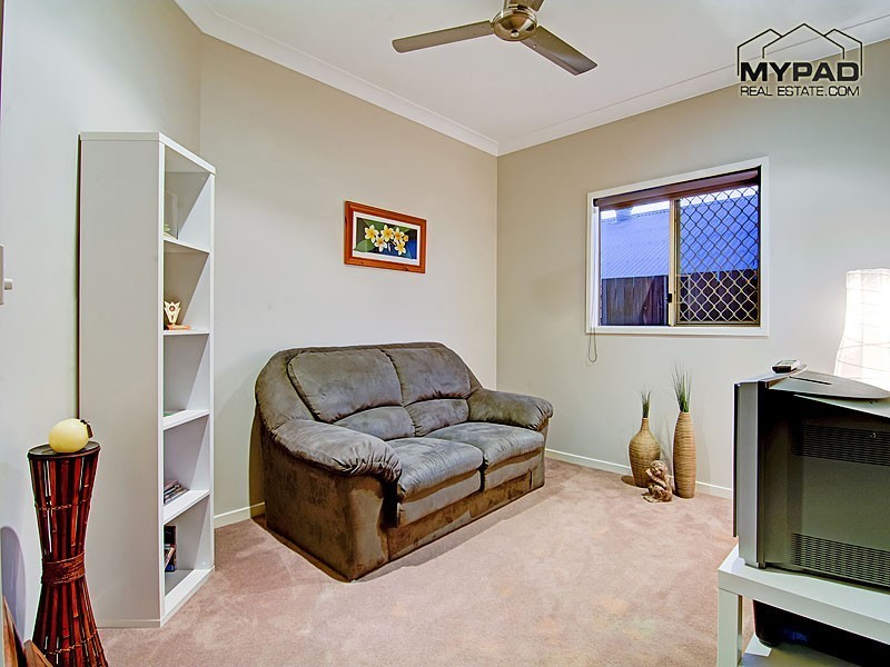 14 Barrington Street, Springfield Lakes QLD 4300