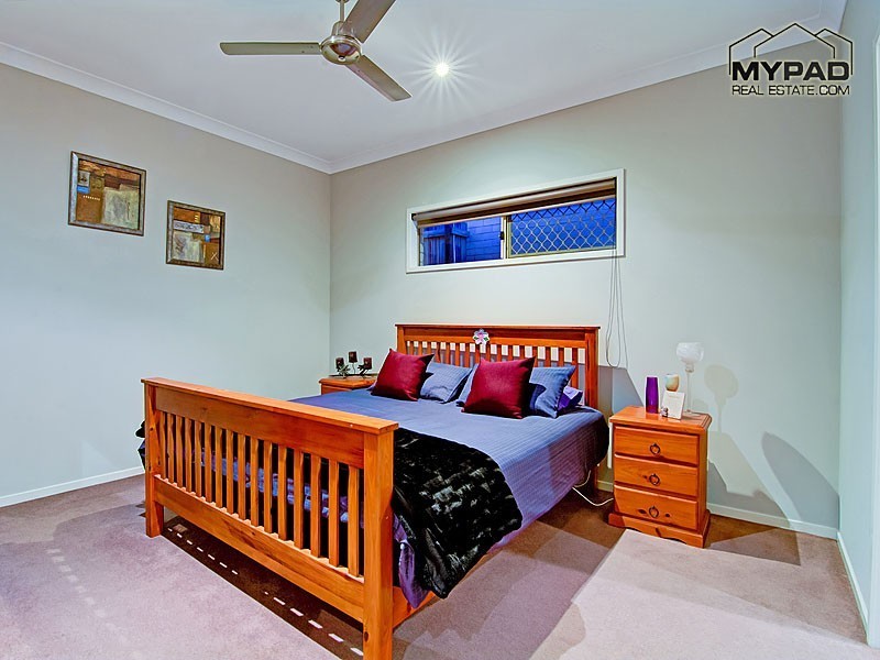 14 Barrington Street, Springfield Lakes QLD 4300