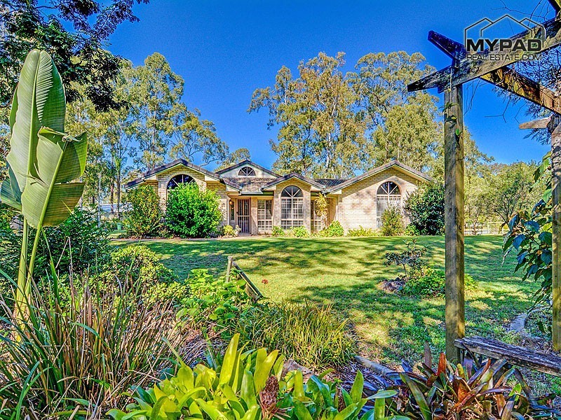 33-37 Serengetti Drive, Munruben QLD 4125