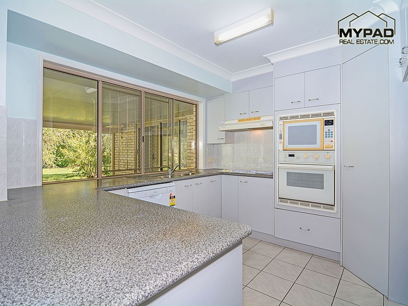 33-37 Serengetti Drive, Munruben QLD 4125
