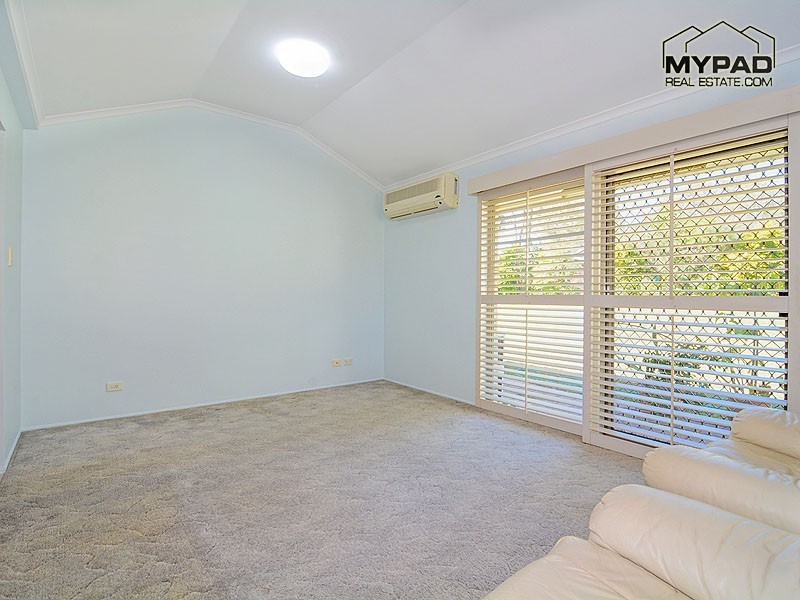 33-37 Serengetti Drive, Munruben QLD 4125