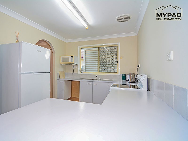 42 Ammons Street, Browns Plains QLD 4118