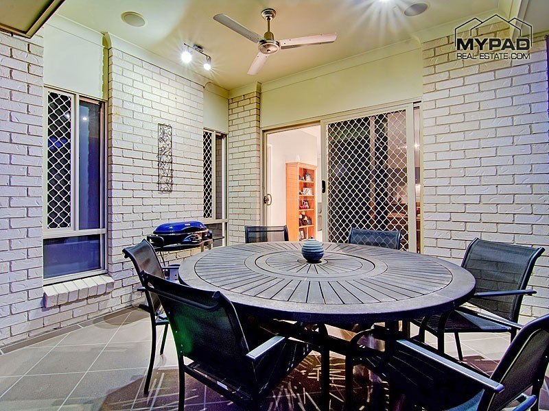 14 Barrington Street, Springfield Lakes QLD 4300
