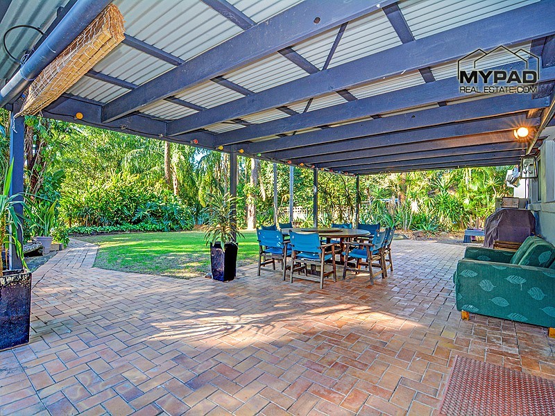 63 Blackwell Street, Hillcrest QLD 4118