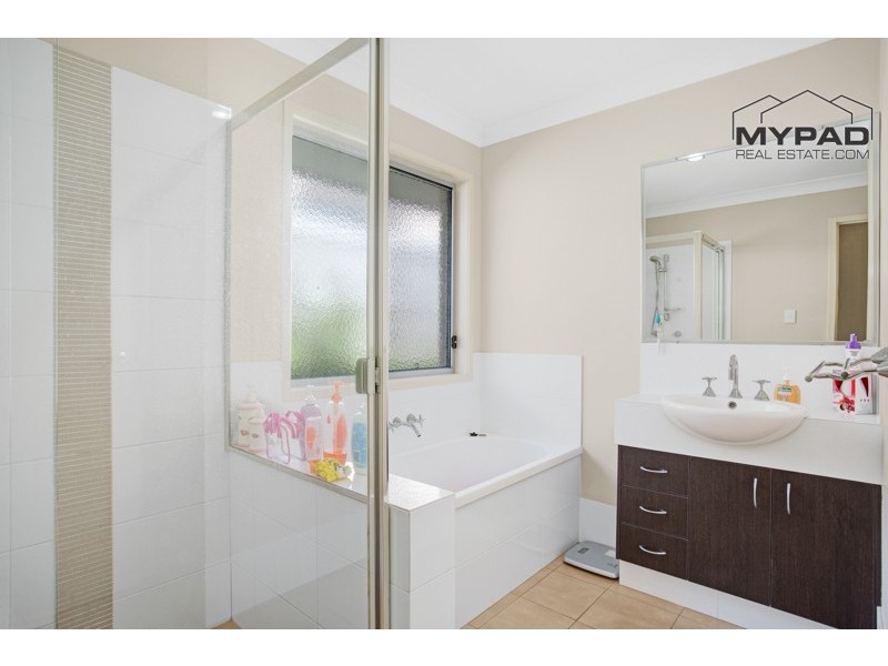 5 Somerset Terrace, Holmview QLD 4207