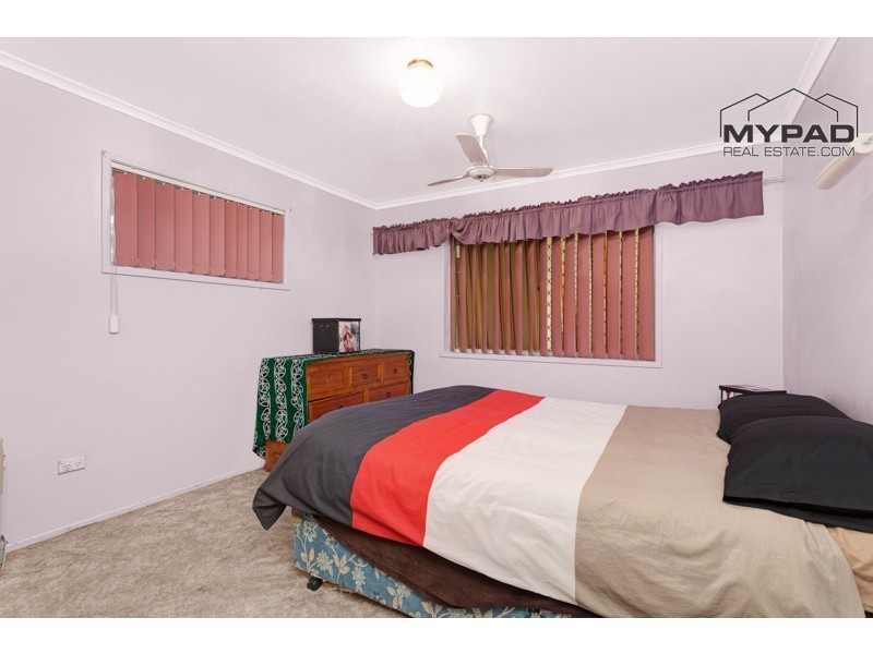 24 Hawdon Crescent, Springwood QLD 4127