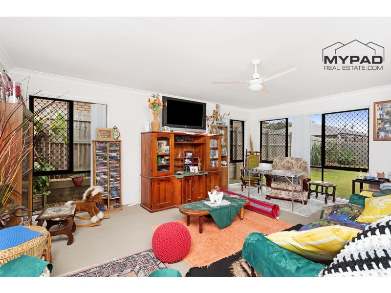6 Brodie Court, Hillcrest QLD 4118