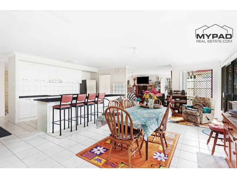 6 Brodie Court, Hillcrest QLD 4118