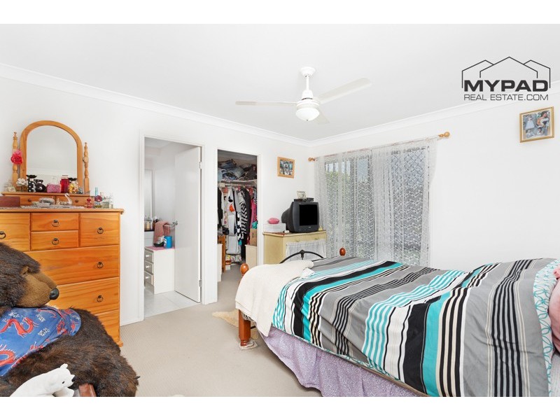 6 Brodie Court, Hillcrest QLD 4118