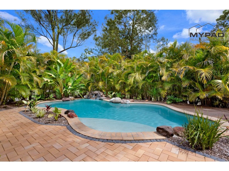 27 Jindabyne Court, Greenbank QLD 4124