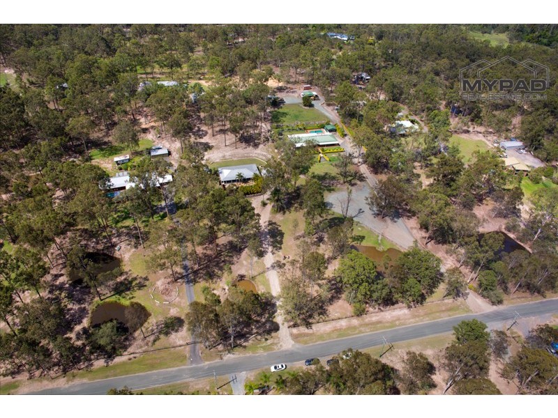 27 Jindabyne Court, Greenbank QLD 4124