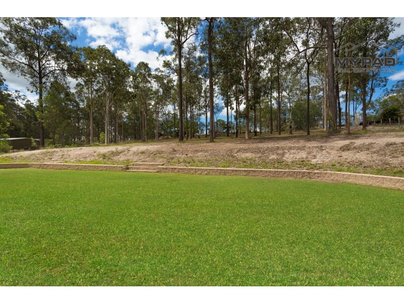 27 Jindabyne Court, Greenbank QLD 4124