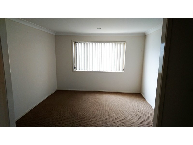 8 Tenielle Street, Boronia Heights QLD 4124