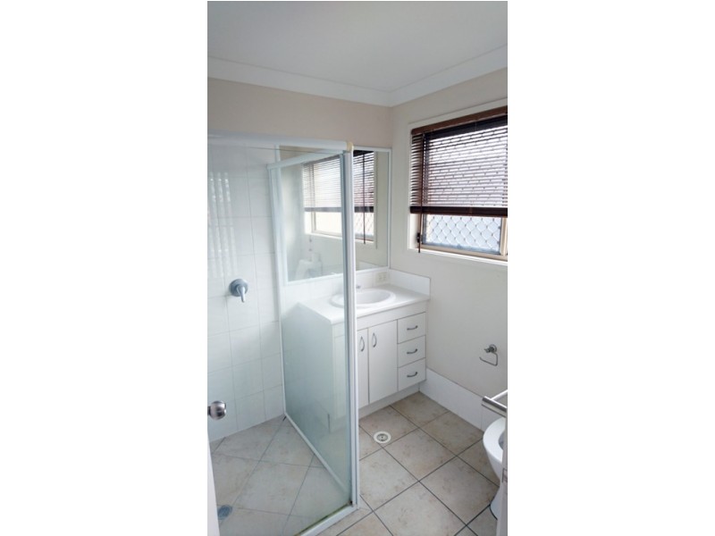 8 Tenielle Street, Boronia Heights QLD 4124