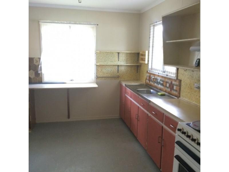 3 Margarette Street, Logan Central QLD 4114