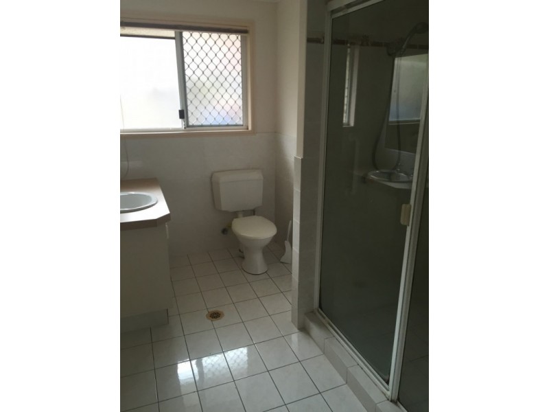 10 The Cross Rd, Currumbin Waters QLD 4223