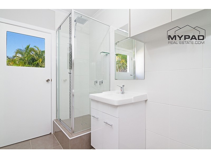 24 Hawdon Crescent, Springwood QLD 4127