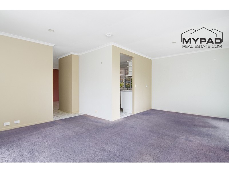 4 Kuter Court, Edens Landing QLD 4207