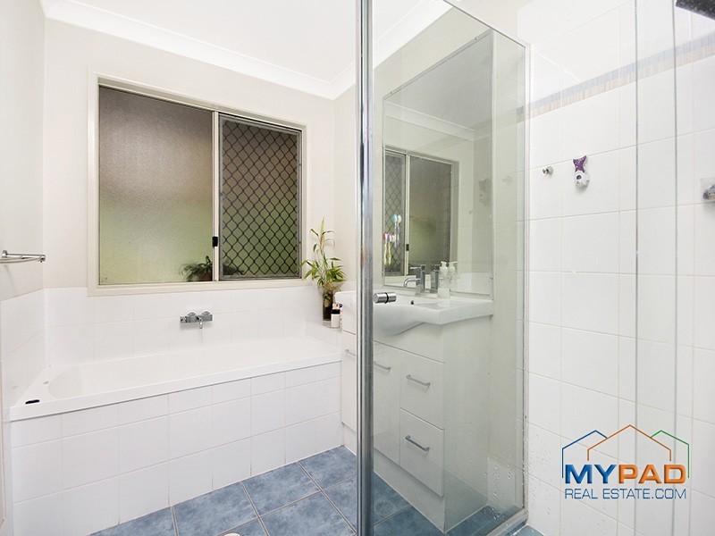 23 Advance Court, Kensington Grove QLD 4341