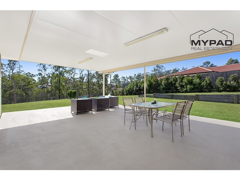 5 Pole Crescent, New Beith QLD 4124