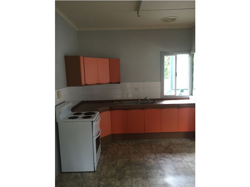 82 Canberra Drive, Ashgrove QLD 4060