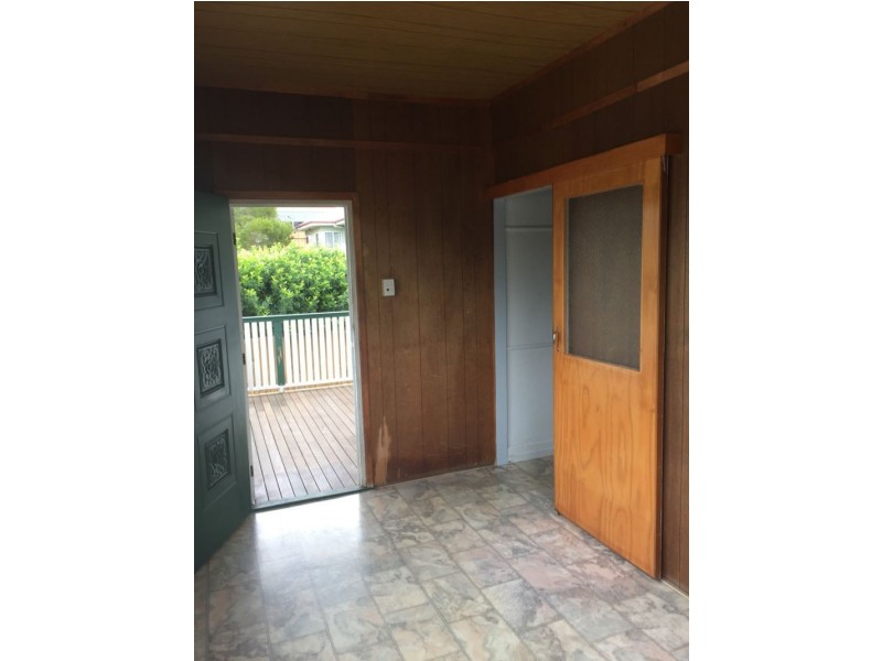 82 Canberra Drive, Ashgrove QLD 4060