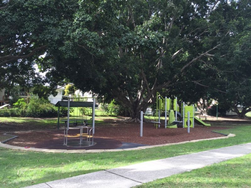 82 Canberra Drive, Ashgrove QLD 4060