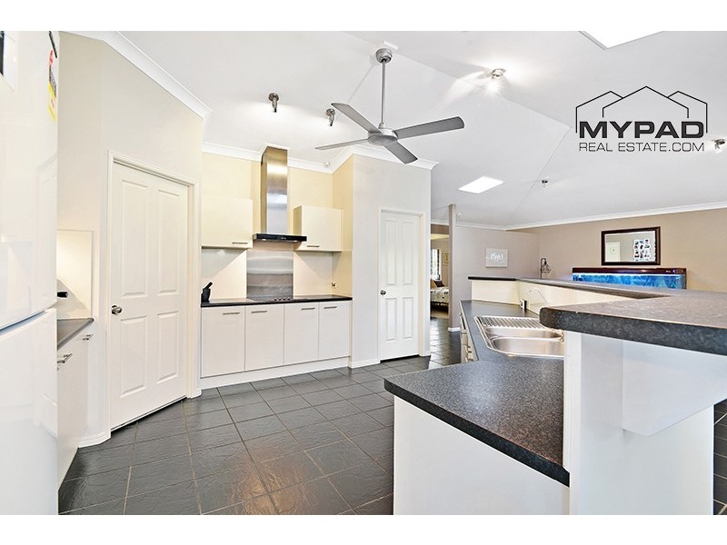13-15 Polebark Crescent, New Beith QLD 4124