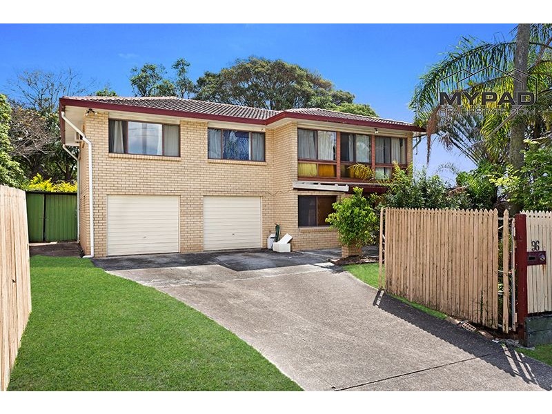 96 Conifer St, Hillcrest QLD 4118