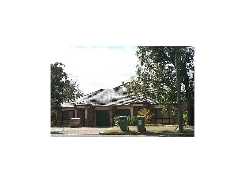 2/51 Kumbari Avenue, Southport QLD 4215