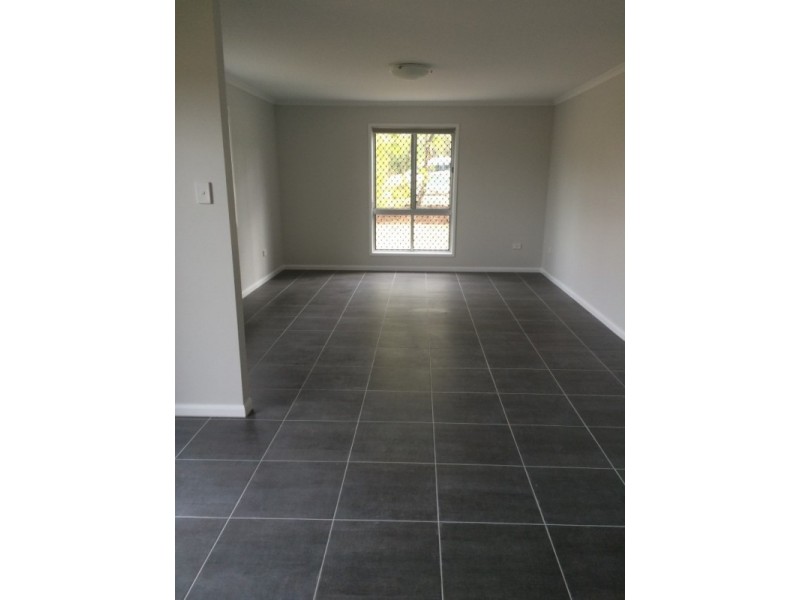 75 Mackellar Drive, Boronia Heights QLD 4124