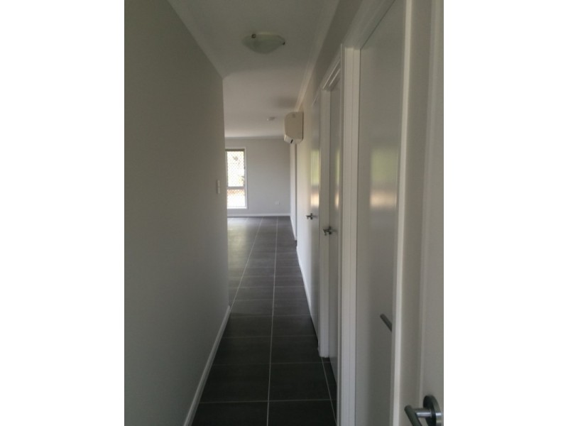 75 Mackellar Drive, Boronia Heights QLD 4124