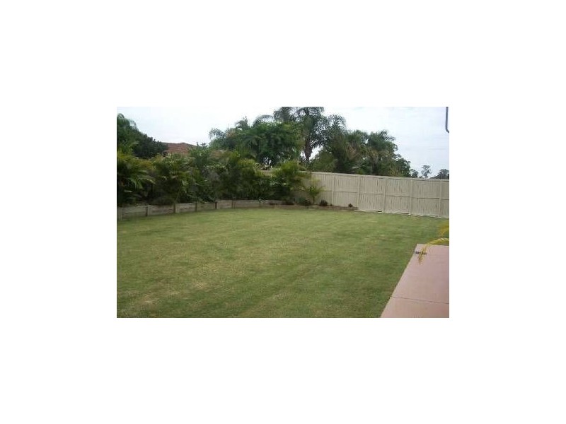 30 Batehaven Street, Loganholme QLD 4129