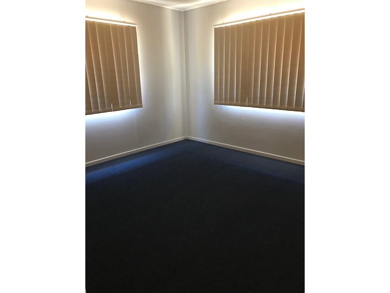 71 Short St, Boronia Heights QLD 4124